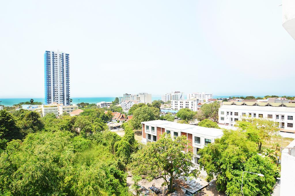 Ruamchok Ocean View Apartamento Pattaya Exterior foto