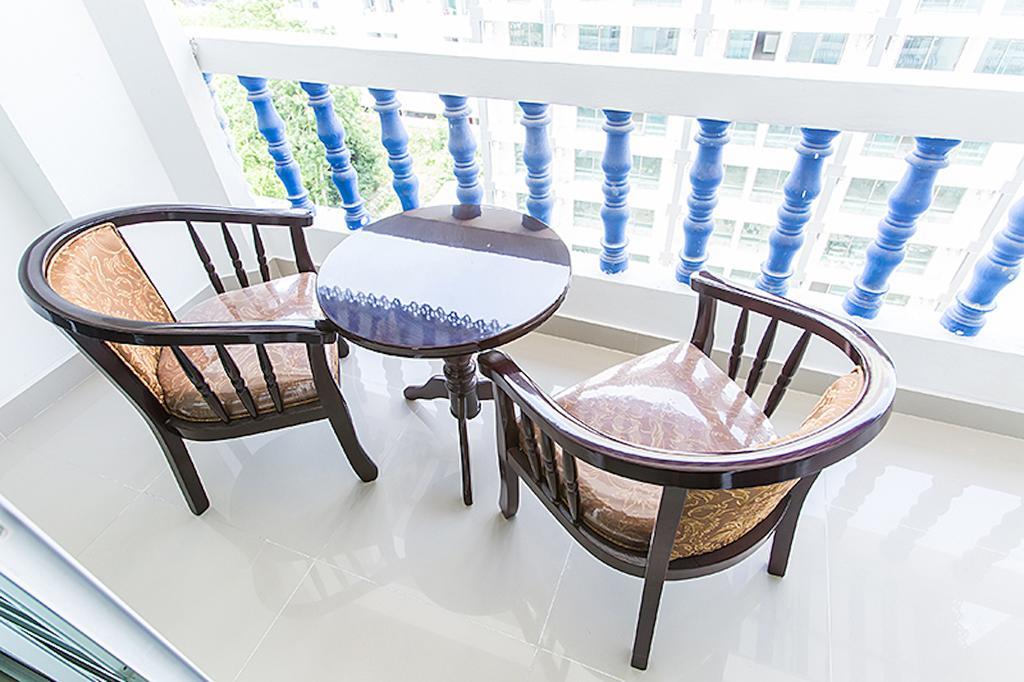 Ruamchok Ocean View Apartamento Pattaya Exterior foto
