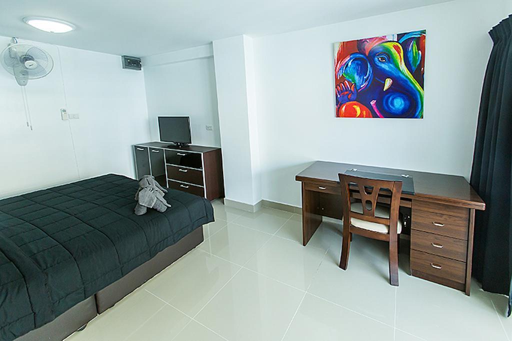 Ruamchok Ocean View Apartamento Pattaya Exterior foto
