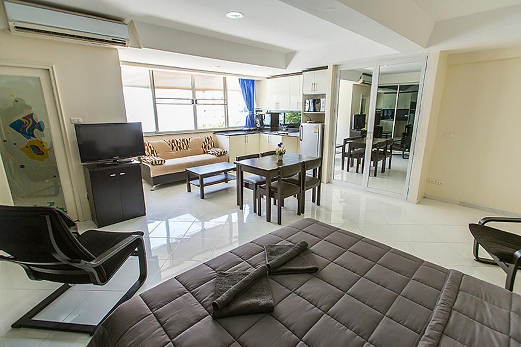 Ruamchok Ocean View Apartamento Pattaya Exterior foto