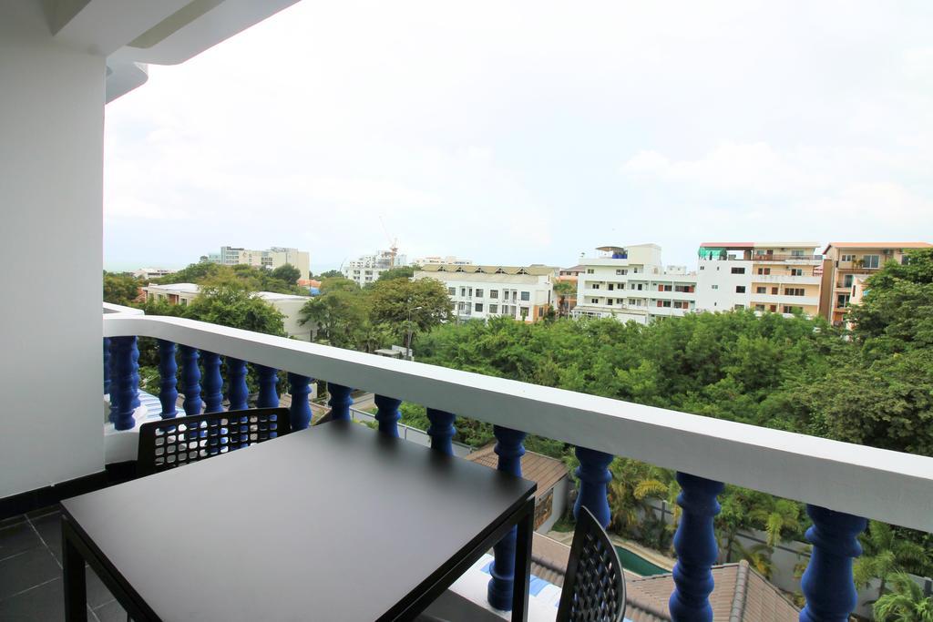 Ruamchok Ocean View Apartamento Pattaya Exterior foto